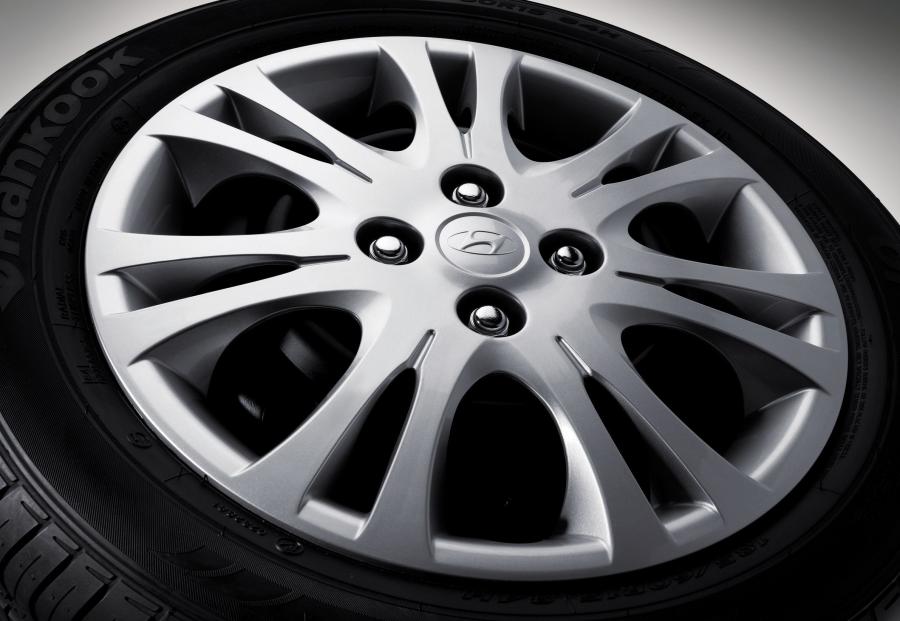  Hyundai i20 3-Door 2009 года  (фото 10 из 58)